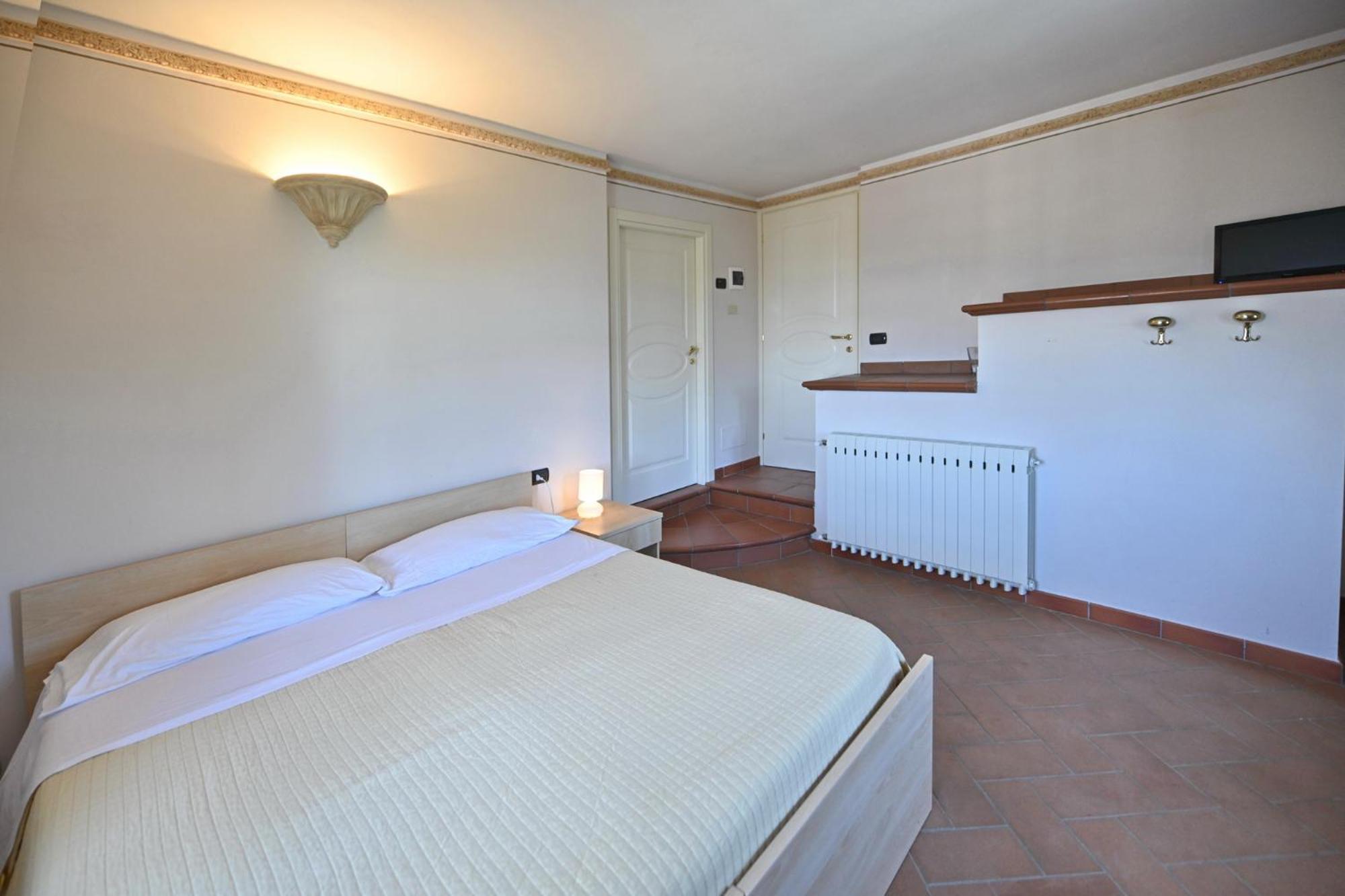 Residenza Villa Maria Roncola Екстер'єр фото